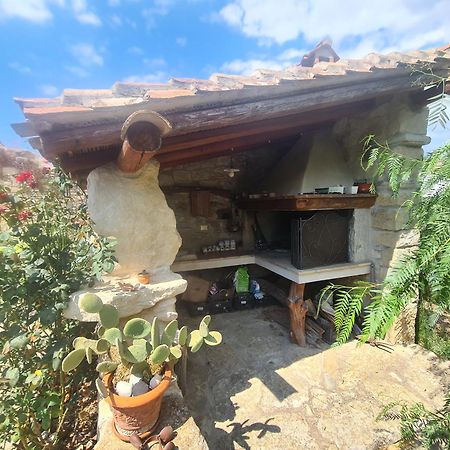 Casa Di Pietra Villa Usellus Exterior photo